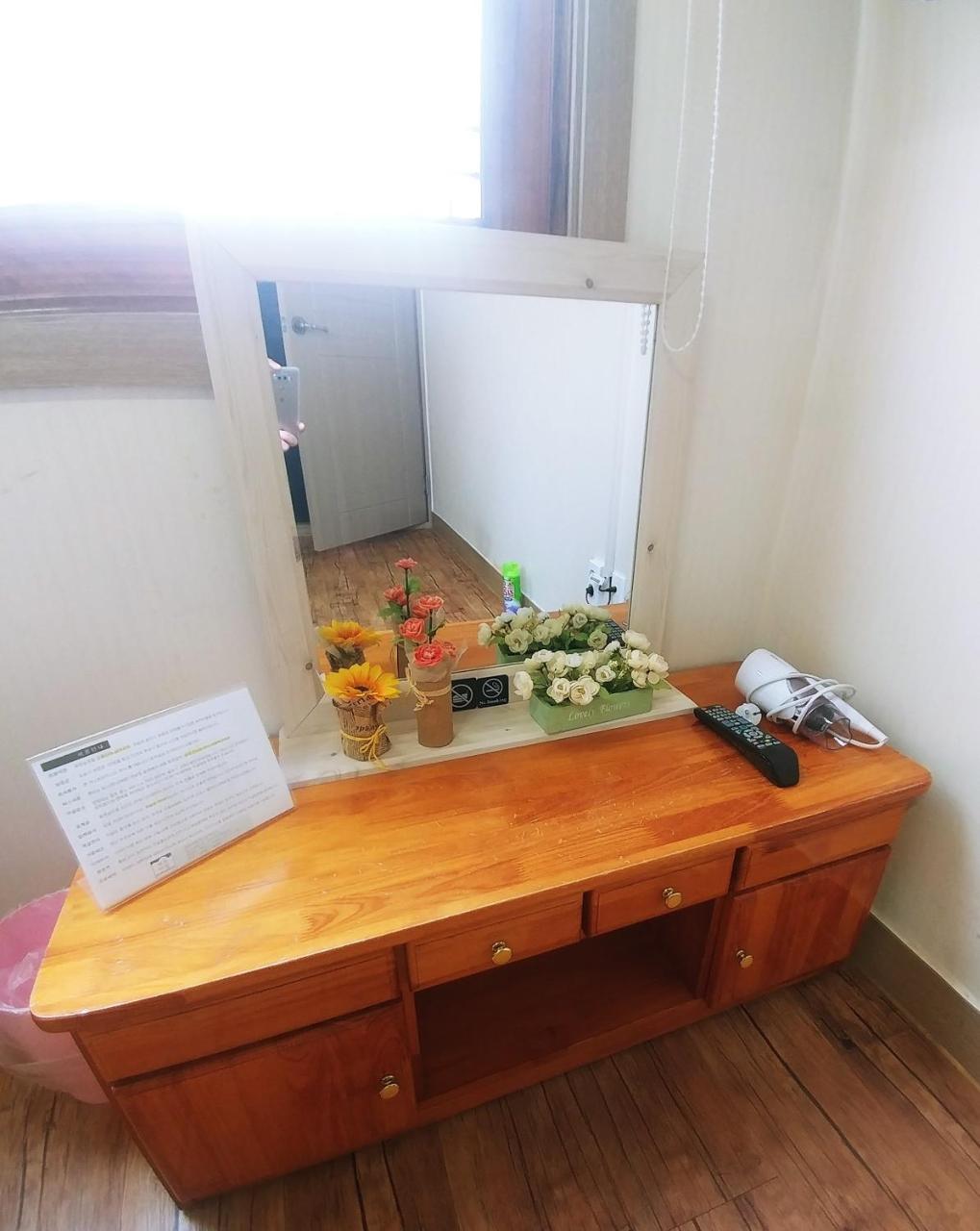 Jeju Masil Guesthouse Bagian luar foto
