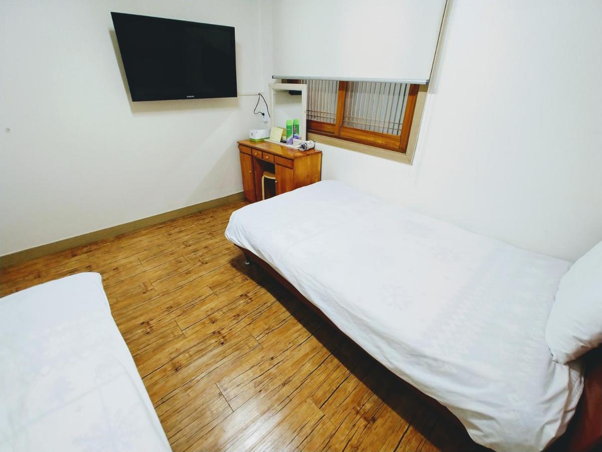 Jeju Masil Guesthouse Bagian luar foto